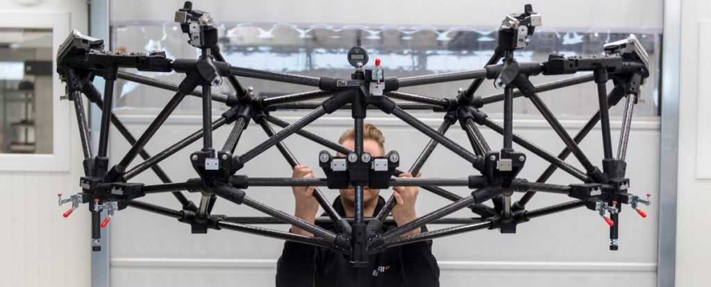 Combining-Carbon-Fiber-and-Additive-Manufacturing